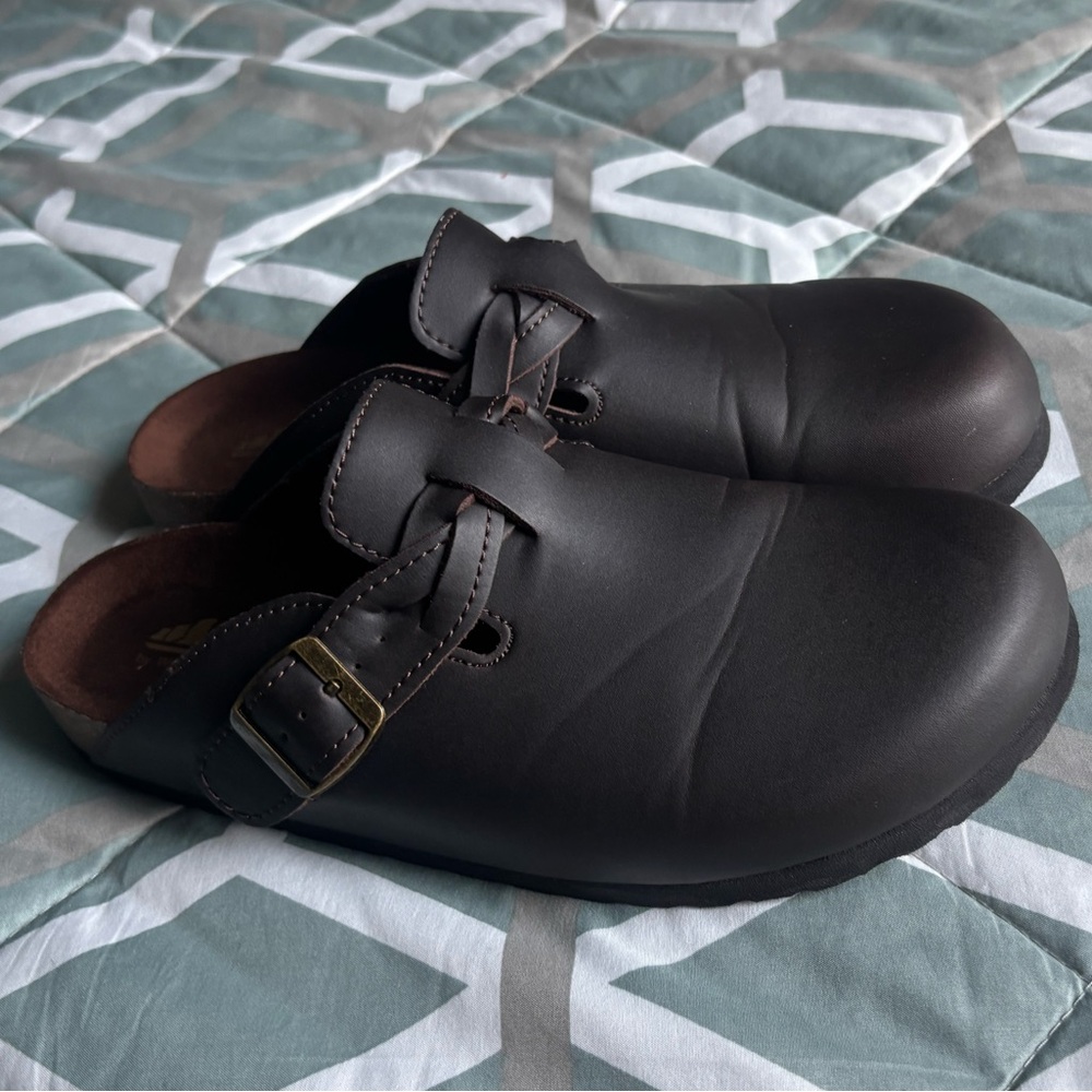 Cliffs by WHITE MOUNTAIN Women's Dark Brown Slip-On Clogs with Buckle